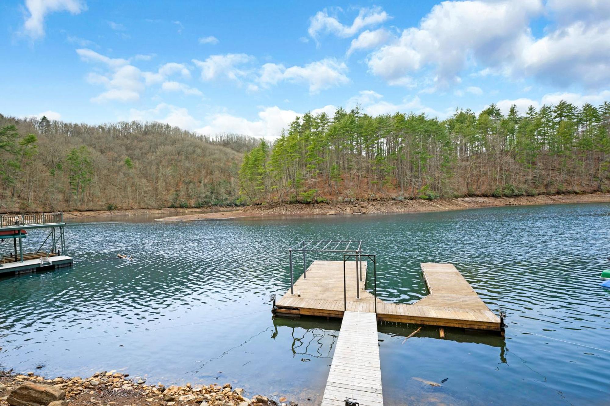 Around The Bend - Lake Blue Ridge Exteriör bild